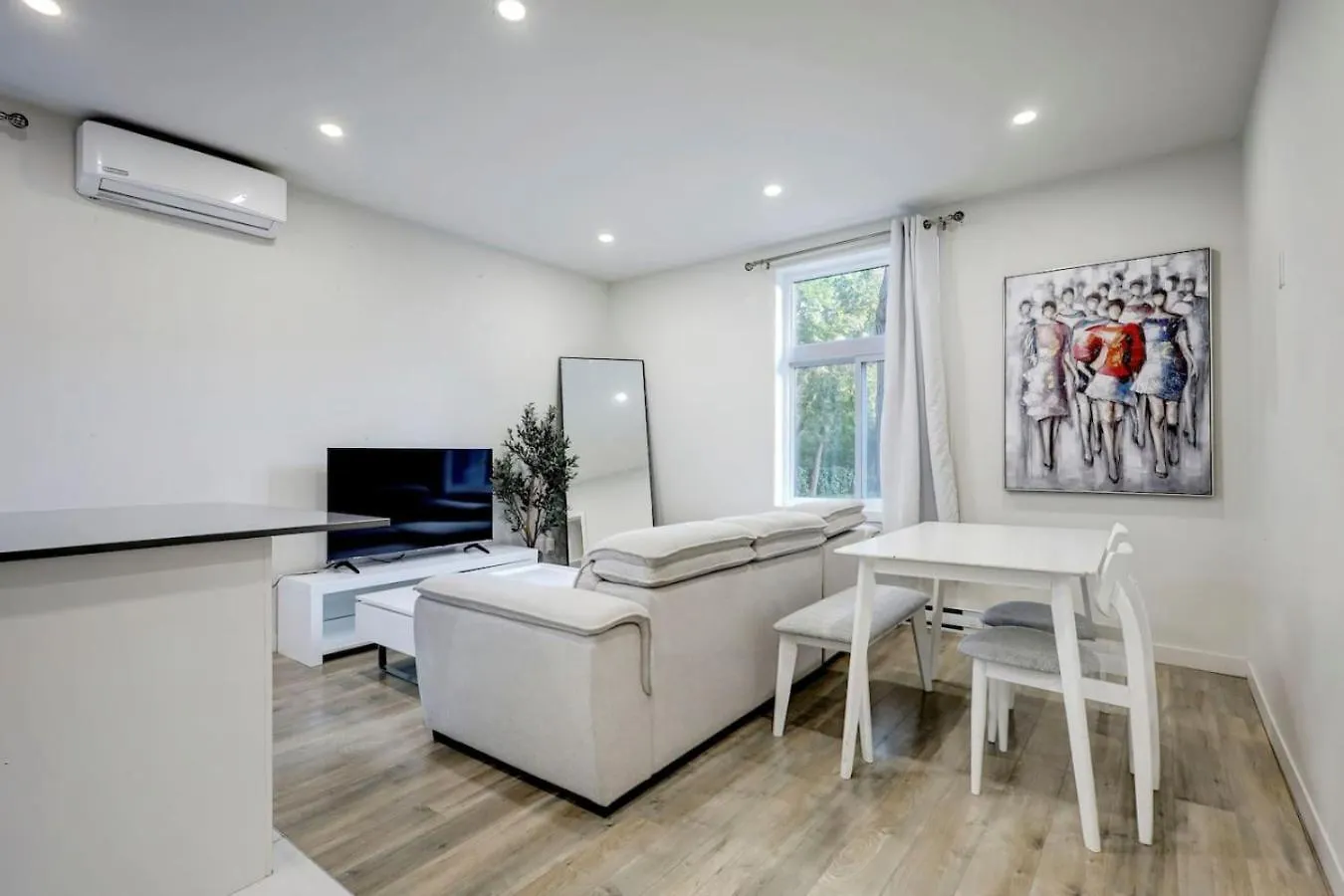Apartment The Ndg Escape Prime Location And Cozy Stay Montreal
