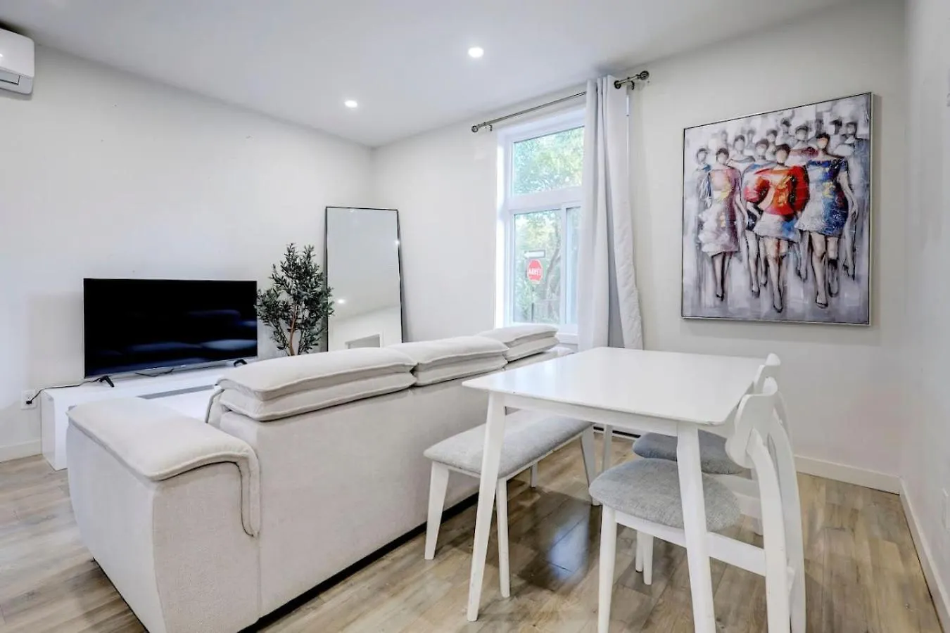 The Ndg Escape Prime Location And Cozy Stay Montreal